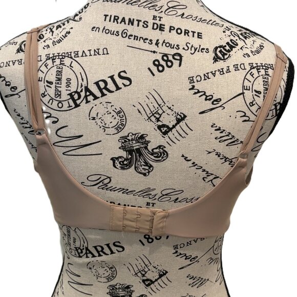 NWOT Body by Victoria's Secret Lightly Lined Underwire in "Satin" Praline Sz 36D - Picture 2 of 5